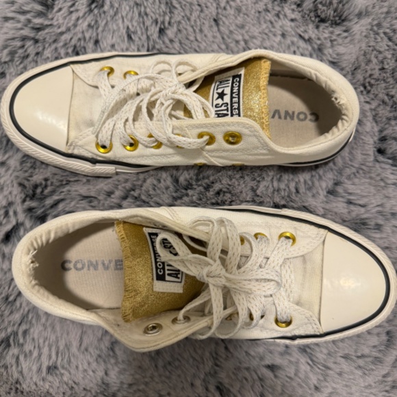 Converse White Chuck Taylor All-Star Lift Sneakers - Picture 3 of 12